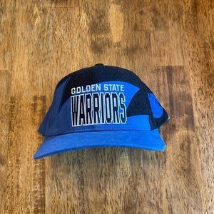 Warriors sharktooth snapback